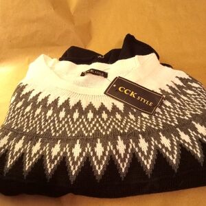 CCK Style Womens Sweater. Size L. NWT